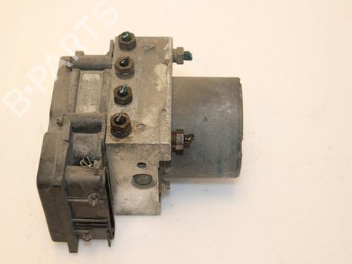 Used ABS pump RENAULT SCÉNIC II (JM0/1_) 1.6 (JM0C, JM0J, JM1B) (113 hp) 15321903