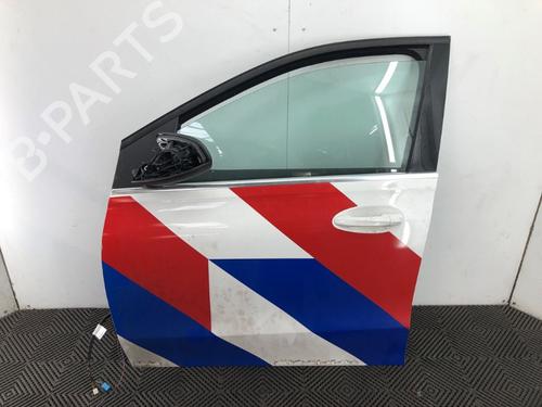 left-front-door-mercedes-benz-b-class-sports-tourer-w247-2018-37210876 main image