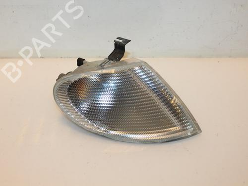 Used Right front indicator Right front indicator 15320777 15320777