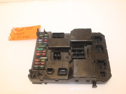 Used Fuse box Fuse box 15317080 15317080