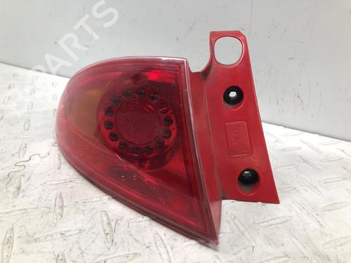 left-taillight-seat-leon-1p1-2005-2006-2007-2008-2009-2010-2011-2012-2013-37214349 main image