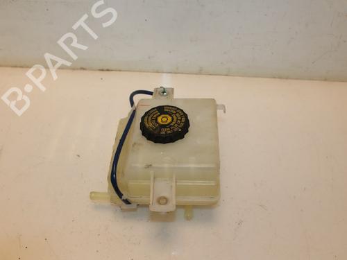 Used Brake fluid reservoir Brake fluid reservoir 15324509 15324509