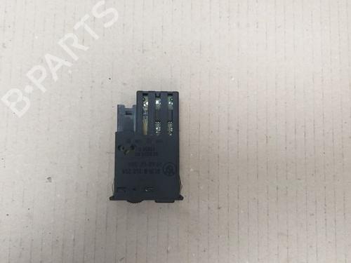 Switch BMW 5 Touring (E39) 520 i | BP16064427I30 
