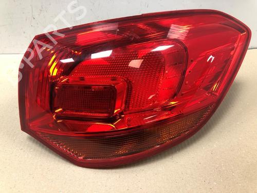 Used Right taillight Right taillight 37208058 37208058