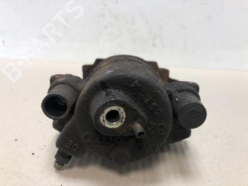 Used Right front brake caliper Right front brake caliper 15535632 15535632