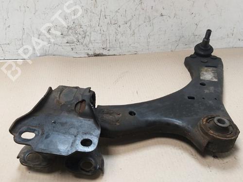Used Left front suspension arm Left front suspension arm 15532771 15532771