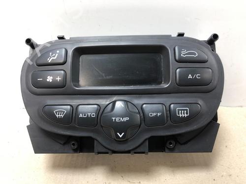 Used Climate control Climate control 15538247 15538247