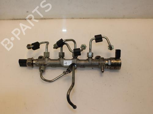 Used Injection rail Injection rail 15322682 15322682