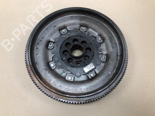 Volante motor Volante motor VW T-ROC (A11, D11) 2.0 R 4motion (300 hp) 37207963 37207963