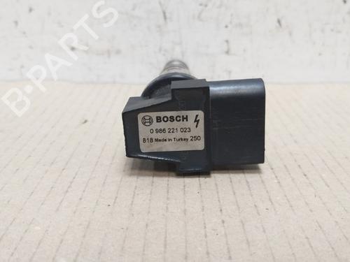 Tændspole SEAT IBIZA III (6L1) 1.4 16V (75 hp) 15533040