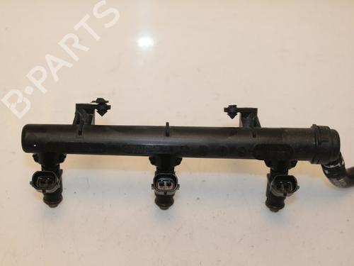 Used Injection rail Injection rail 15325164 15325164
