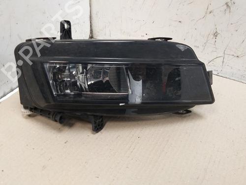 right-front-fog-light-vw-golf-vii-variant-ba5-bv5-20-tdi-5g0941662d-2013-2014-2015-2016-2017-2018-2019-2020-2021-2022-15344733 main image