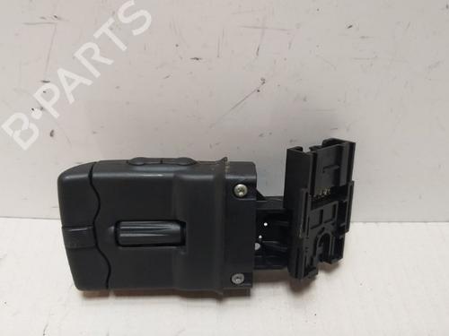 Steering wheel controls RENAULT MEGANE II Estate (KM0/1_) 2.0 | BP15531704E15 