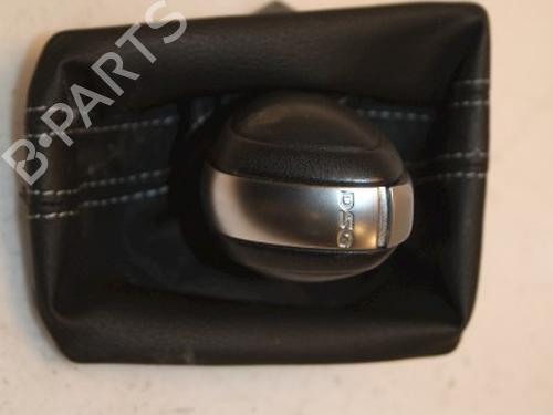 Used Shift knob VW TOURAN (5T1) 1.8 TSI (180 hp) 15333783