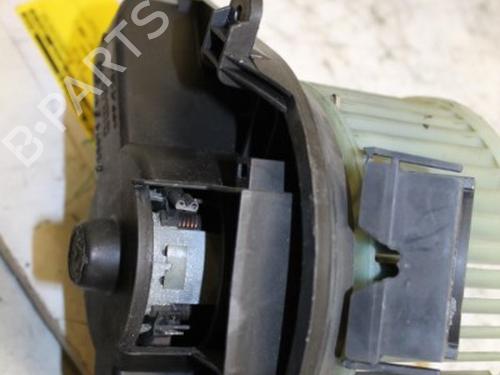 Used Heater blower motor RENAULT LAGUNA I Grandtour (K56_) 1.6 16V (K568) (107 hp) 15300563