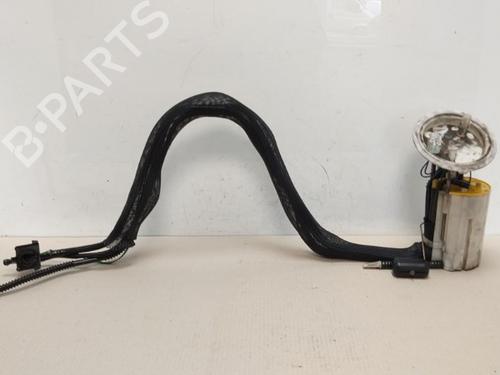 Used Fuel pump BMW 5 (E60) 530 d (218 hp) 24957612