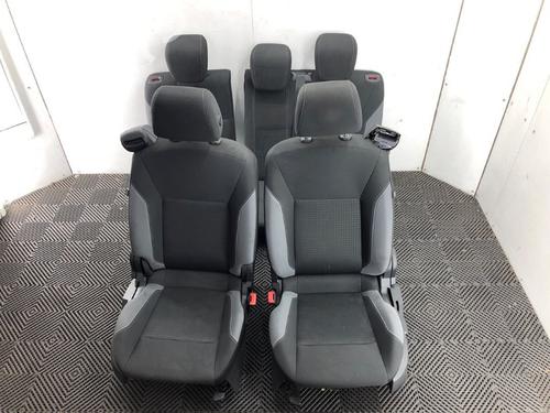 Used Seats set Seats set 36863574 36863574