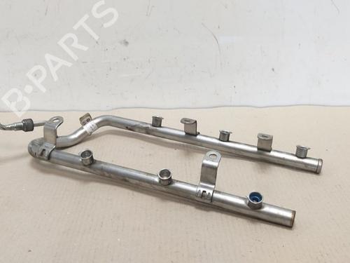 Used Injection rail Injection rail 15532167 15532167