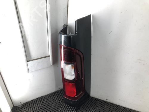 Right taillight RENAULT TRAFIC III Van (FG_) 1.6 dCi 125 (FGMH) | BP37204487C35 - Image 2