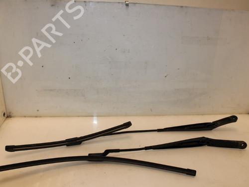 Used Front windshield wiper arm VW GOLF VII (5G1, BQ1, BE1, BE2) 1.4 GTE Hybrid (204 hp) 15328121