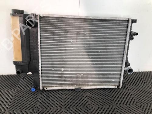 Used Water radiator Water radiator 19279610 19279610