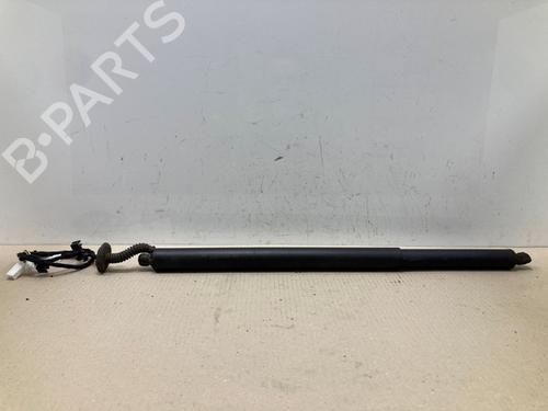 tailgate-lift-support-mercedes-benz-b-class-sports-tourer-w247-2018-37204217 main image
