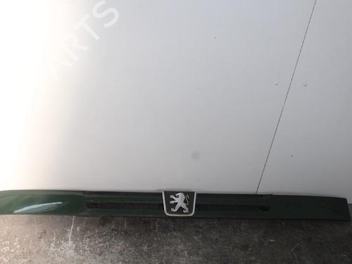 Used Grille PEUGEOT BOXER Bus (230P) 2.5 D (86 hp) 15328695