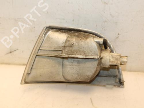Right front indicator VOLVO V40 Estate (645) 1.8 | BP15329113C33 