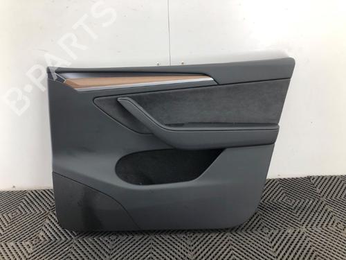Used Front right panel Front right panel 37210541 37210541