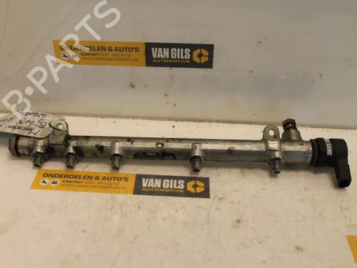 Used Injection rail MERCEDES-BENZ C-CLASS (W203) C 200 CDI (203.004) (116 hp) 15297580