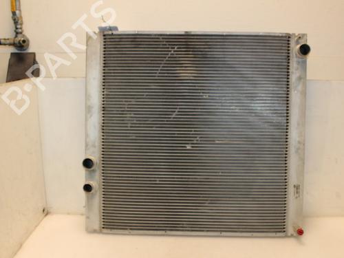 Used Water radiator Water radiator 37209822 37209822