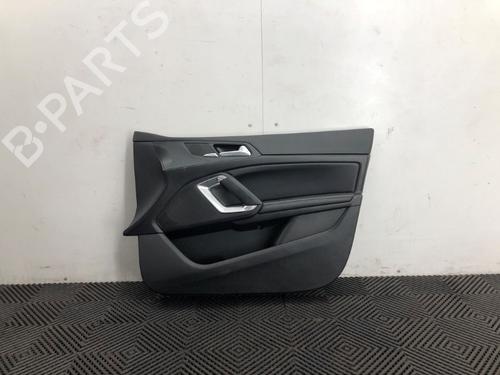 Forreste højre beklædning Forreste højre beklædning PEUGEOT 308 II (LB_, LP_, LW_, LH_, L3_) 1.2 THP 130 (131 hp) 37213822 37213822