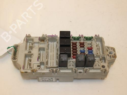 Used Fuse box Fuse box 15324206 15324206