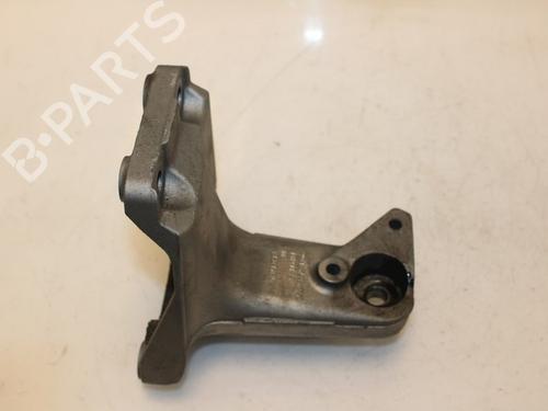 Used Engine mount BMW 3 (F30, F80) 316 d (116 hp) 15327067
