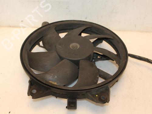 Used Radiator fan Radiator fan 15328877 15328877