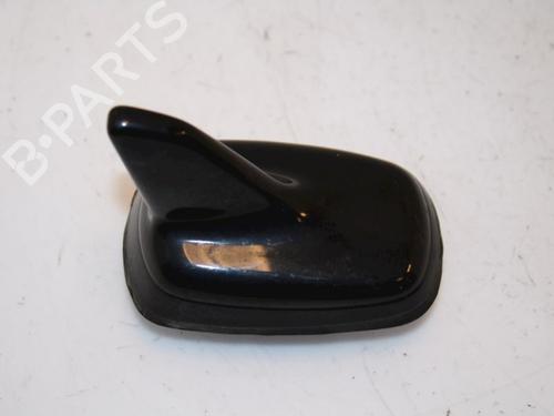 Used Antenna/Base VW TOURAN (5T1) 1.6 TDI (115 hp) 15332462
