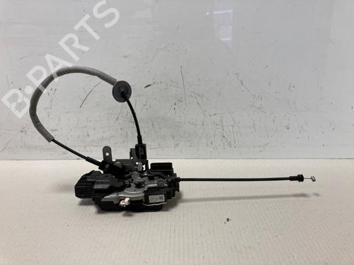 front-left-lock-volvo-v40-hatchback-525-2012-2013-2014-2015-2016-2017-2018-2019-37213413 main image