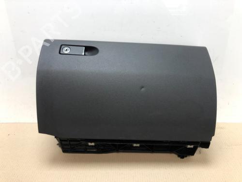 Used Glove box Glove box 15736285 15736285