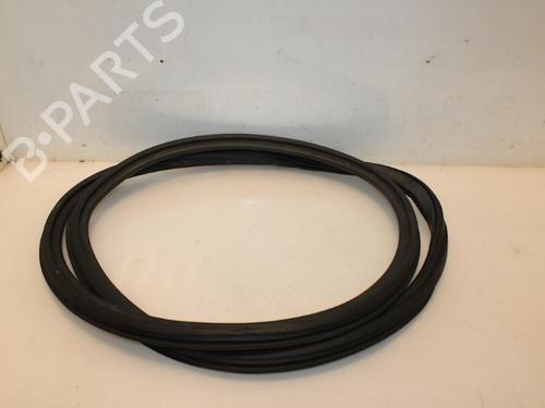 Used Rubber door seal AUDI A3 Sportback (8VA, 8VF) 1.4 TFSI (140 hp) 15323069