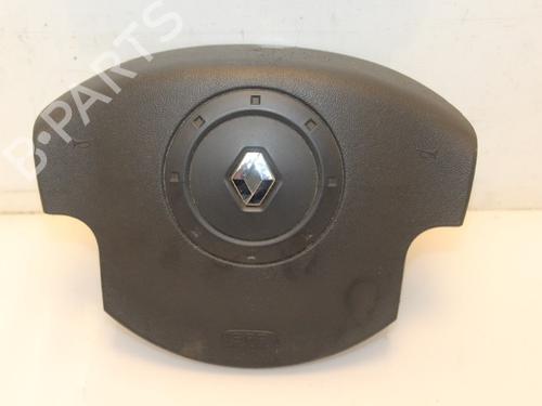 Used Driver airbag RENAULT SCÉNIC II (JM0/1_) 1.6 (JM0C, JM0J, JM1B) (113 hp) 15319670