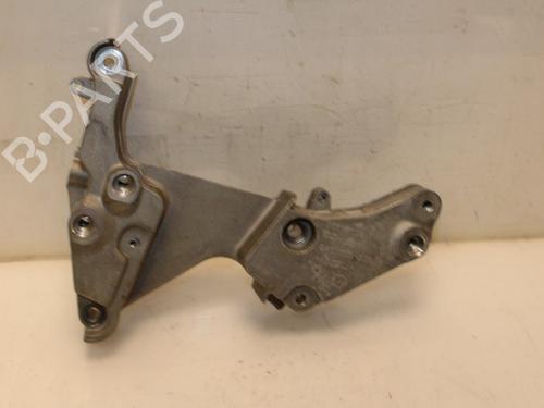 Used Engine mount AUDI A3 Sportback (8VA, 8VF) 1.4 TFSI e-tron (204 hp) 15331174