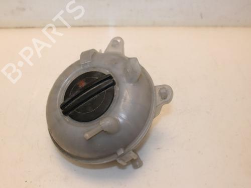 Used Expansion tank VW TOURAN (5T1) 1.6 TDI (110 hp) 15327914
