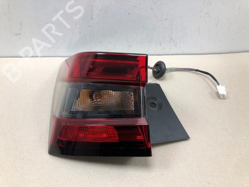 left-taillight-nissan-juke-f16_-2019-37208758 main image