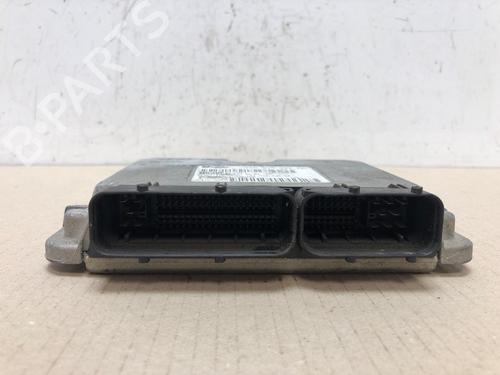 Used Engine control unit (ECU) SEAT IBIZA III (6L1) 1.4 16V (75 hp) 15296924