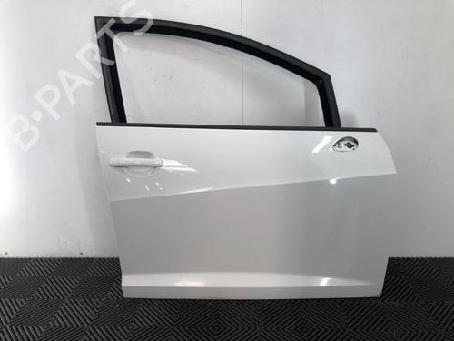 Used Right front door Right front door 37211585 37211585