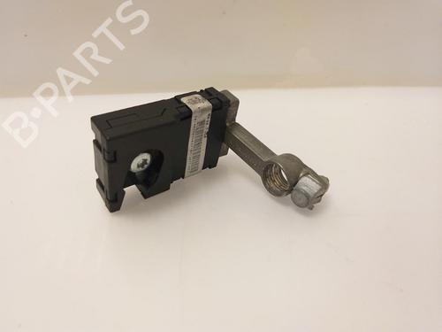 Used Fuse box LAND ROVER RANGE ROVER SPORT II (L494) 3.0 SDV6 4x4 (292 hp) 15337717