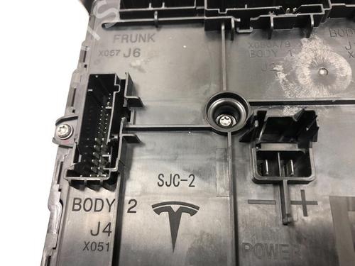 Electronic module TESLA MODEL Y (5YJY) EV Rear-Wheel Drive | BP37210516M83 - Image 7