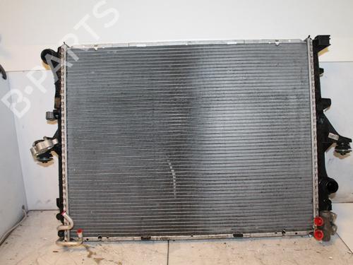 Used Water radiator Water radiator 15306976 15306976