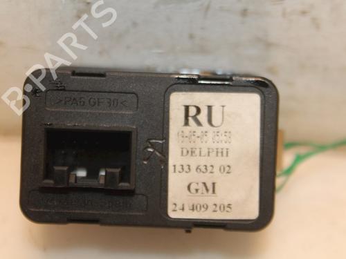 Switch OPEL MERIVA A MPV (X03) 1.4 16V Twinport (E75) | BP15324384I30 