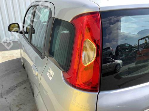 Used Left taillight Left taillight 37203744 37203744